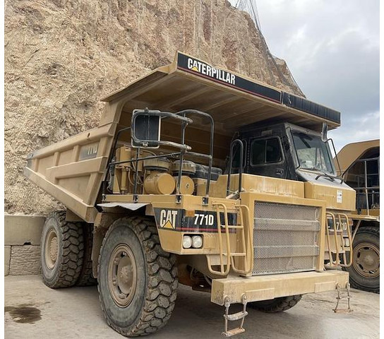Caterpillar 771D - Dúmper: foto 1 Caterpillar 771D - Dúmper: foto 1