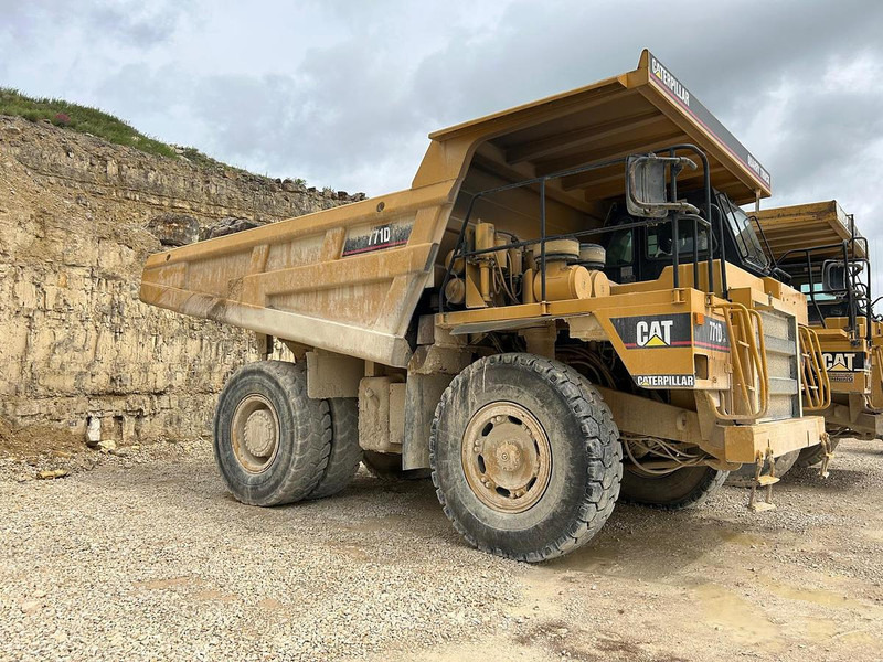 Caterpillar 771D - Dúmper: foto 2 Caterpillar 771D - Dúmper: foto 2