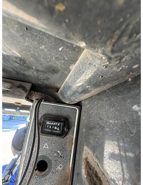 Gehl 1640 - Maquinaria forestal: foto 3 Gehl 1640 - Maquinaria forestal: foto 3