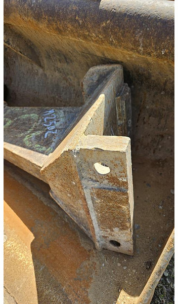 Mecalac 12MXT - Cazo: foto 2 Mecalac 12MXT - Cazo: foto 2