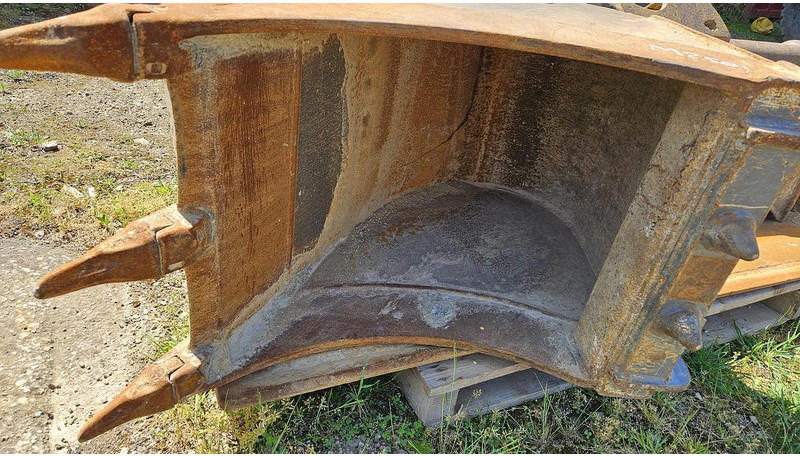 Mecalac 12MXT - Cazo: foto 2 Mecalac 12MXT - Cazo: foto 2