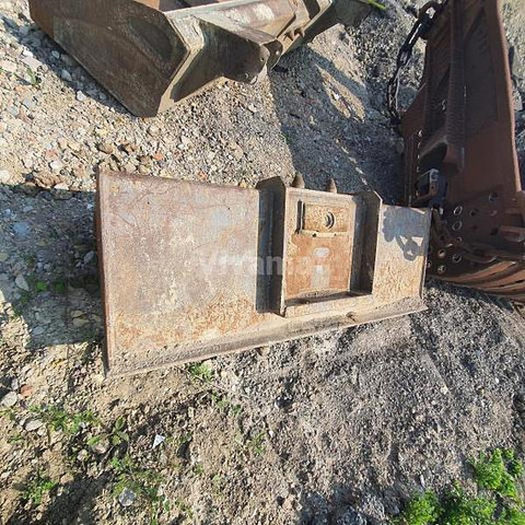 Mecalac 8MCR - Cazo: foto 5 Mecalac 8MCR - Cazo: foto 5