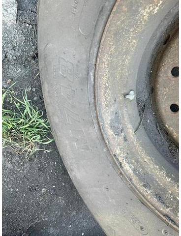 ROUE BRIDGESTONE 65R22.5 M748 - Neumáticos y llantas: foto 5 ROUE BRIDGESTONE 65R22.5 M748 - Neumáticos y llantas: foto 5