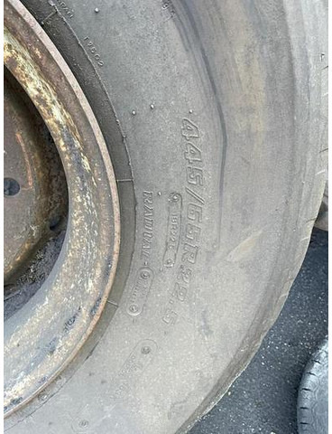 ROUE BRIDGESTONE 65R22.5 M748 - Neumáticos y llantas: foto 4 ROUE BRIDGESTONE 65R22.5 M748 - Neumáticos y llantas: foto 4