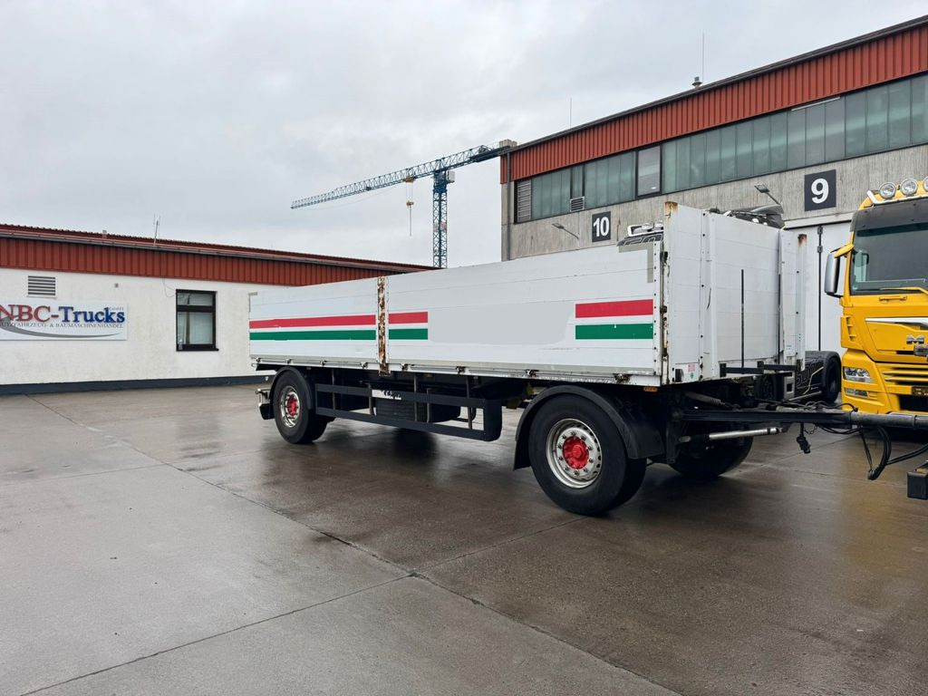 Schwarzmüller PRITSCHE * BAUSTOFF * GUT BEREIFT * 1. HAND * - Remolque plataforma/ Caja abierta: foto 3 Schwarzmüller PRITSCHE * BAUSTOFF * GUT BEREIFT * 1. HAND * - Remolque plataforma/ Caja abierta: foto 3