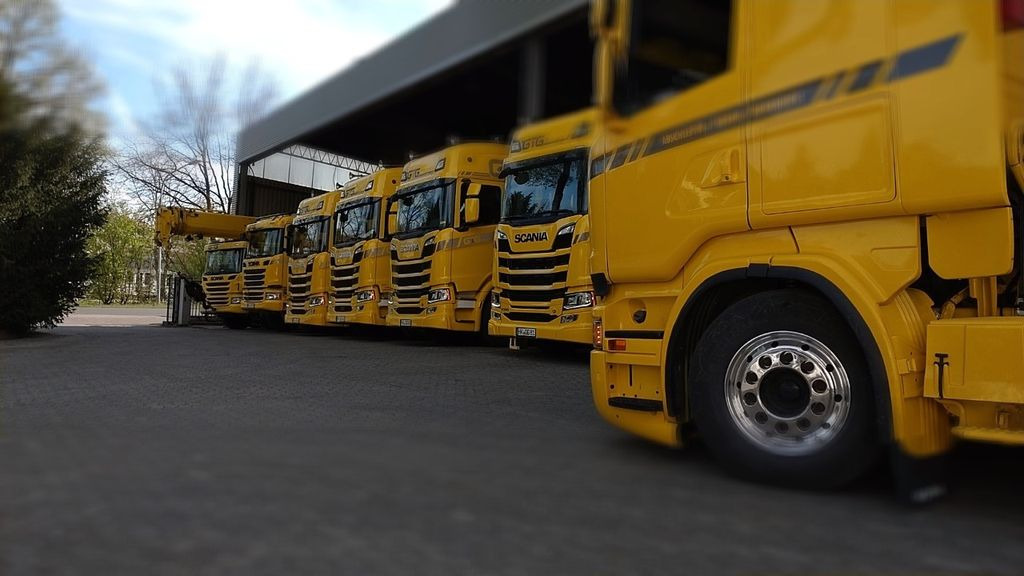 Cabeza tractora Scania R680 G&G Show Truck: foto 6