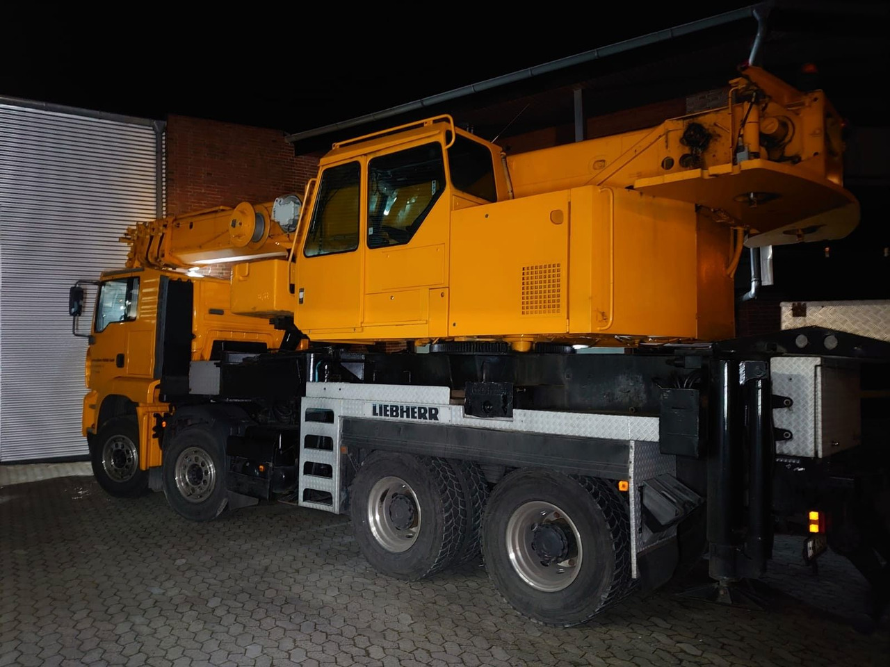 MAN 35.390 LTF 1030-1035-1040 - Grua de remolque autos: foto 3 MAN 35.390 LTF 1030-1035-1040 - Grua de remolque autos: foto 3