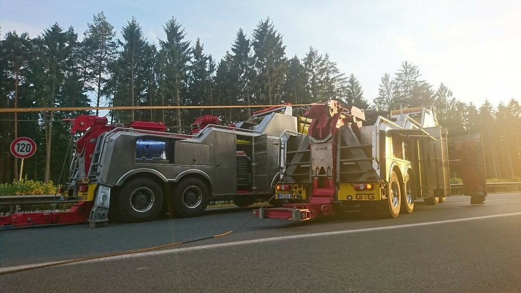 Mercedes-Benz Arocs 4163 8x4 G&G Heavy Wrecker Mercedes-Benz Arocs 4163 8x4 G&G Heavy Wrecker - Grua de remolque autos: foto 2 Mercedes-Benz Arocs 4163 8x4 G&G Heavy Wrecker Mercedes-Benz Arocs 4163 8x4 G&G Heavy Wrecker - Grua de remolque autos: foto 2