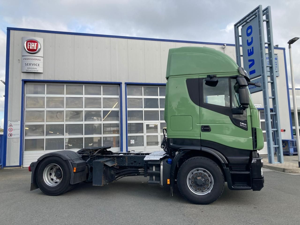 Iveco X-Way IVECO AS440X46 T/P ON (HI-TRACTION) Euro6 Iveco X-Way IVECO AS440X46 T/P ON (HI-TRACTION) Euro6 - Cabeza tractora: foto 3 Iveco X-Way IVECO AS440X46 T/P ON (HI-TRACTION) Euro6 Iveco X-Way IVECO AS440X46 T/P ON (HI-TRACTION) Euro6 - Cabeza tractora: foto 3