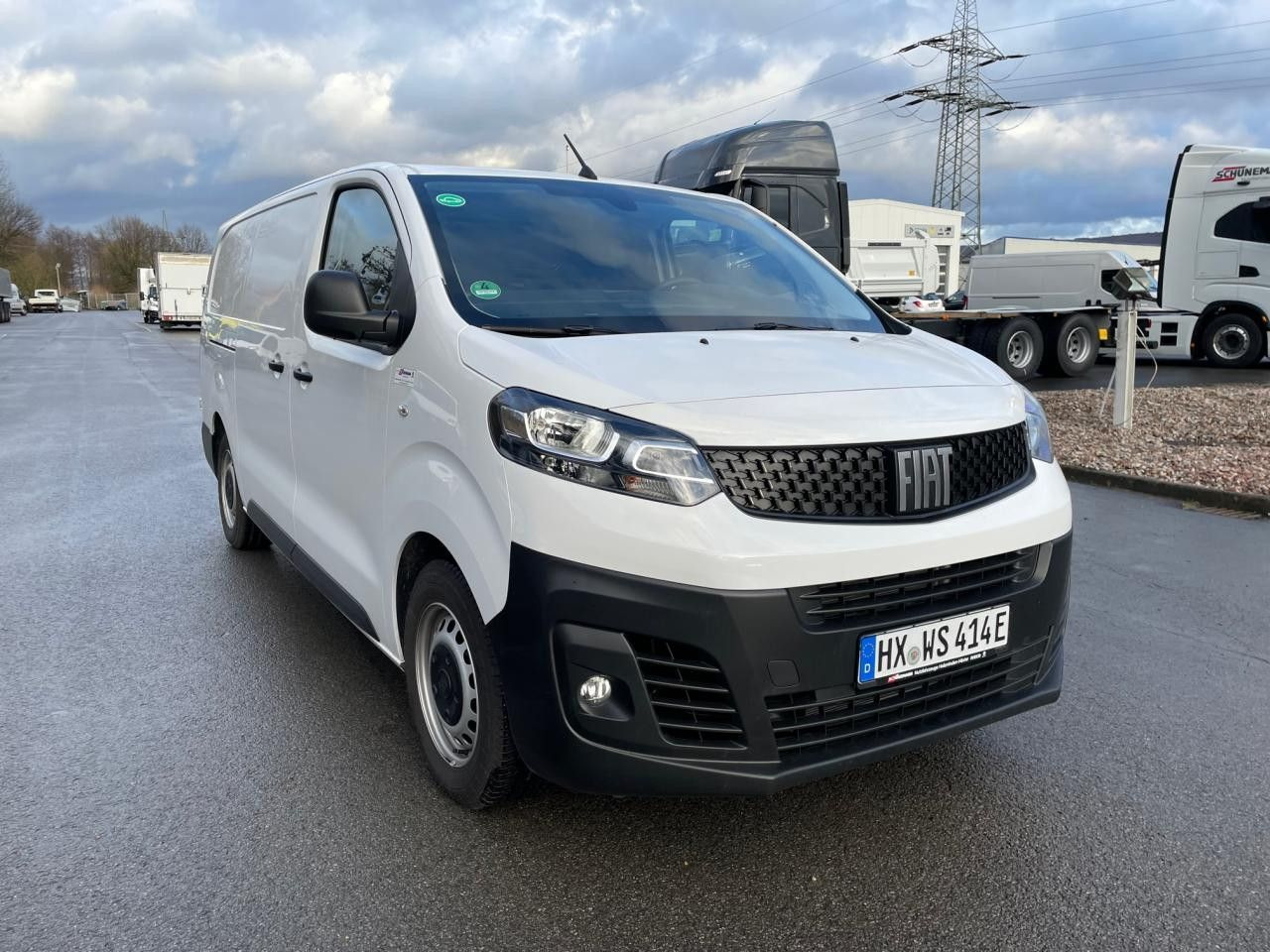 Fiat E-Scudo 75 kWh Kastenwagen L3 Klima Navi ZV Fiat E-Scudo 75 kWh Kastenwagen L3 Klima Navi ZV - Furgoneta pequeña, Furgoneta eléctrica: foto 2 Fiat E-Scudo 75 kWh Kastenwagen L3 Klima Navi ZV Fiat E-Scudo 75 kWh Kastenwagen L3 Klima Navi ZV - Furgoneta pequeña, Furgoneta eléctrica: foto 2
