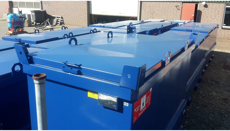 3000 liter high cube IBC tank - Camión cisterna: foto 2 3000 liter high cube IBC tank - Camión cisterna: foto 2