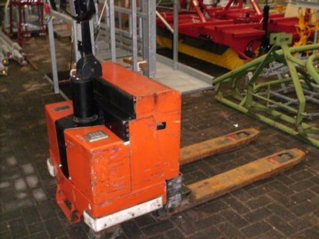 Elektrische palletwagen - Transpaleta: foto 1 Elektrische palletwagen - Transpaleta: foto 1