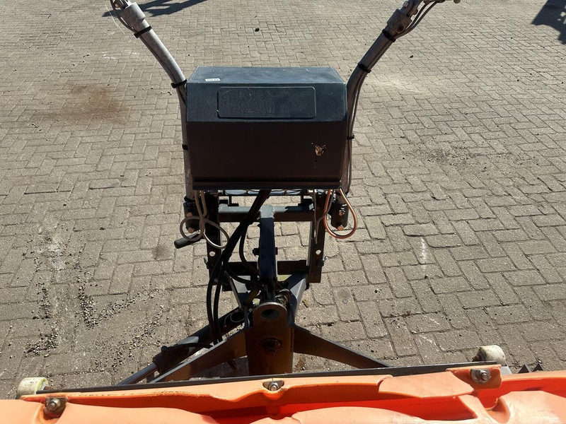 NIDO - Cuchilla quitanieves: foto 5 NIDO - Cuchilla quitanieves: foto 5