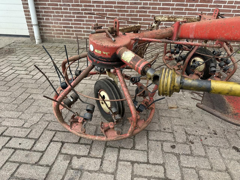 PZ Strela - Gebruikt - Henificadora: foto 4 PZ Strela - Gebruikt - Henificadora: foto 4