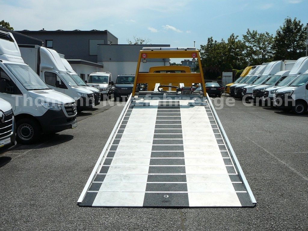 Grua de remolque autos, Furgoneta nuevo Iveco DAILY 70C18 Schiebeplateau Luftfederung Navi Iveco DAILY 70C18 Schiebeplateau Luftfederung Navi: foto 10