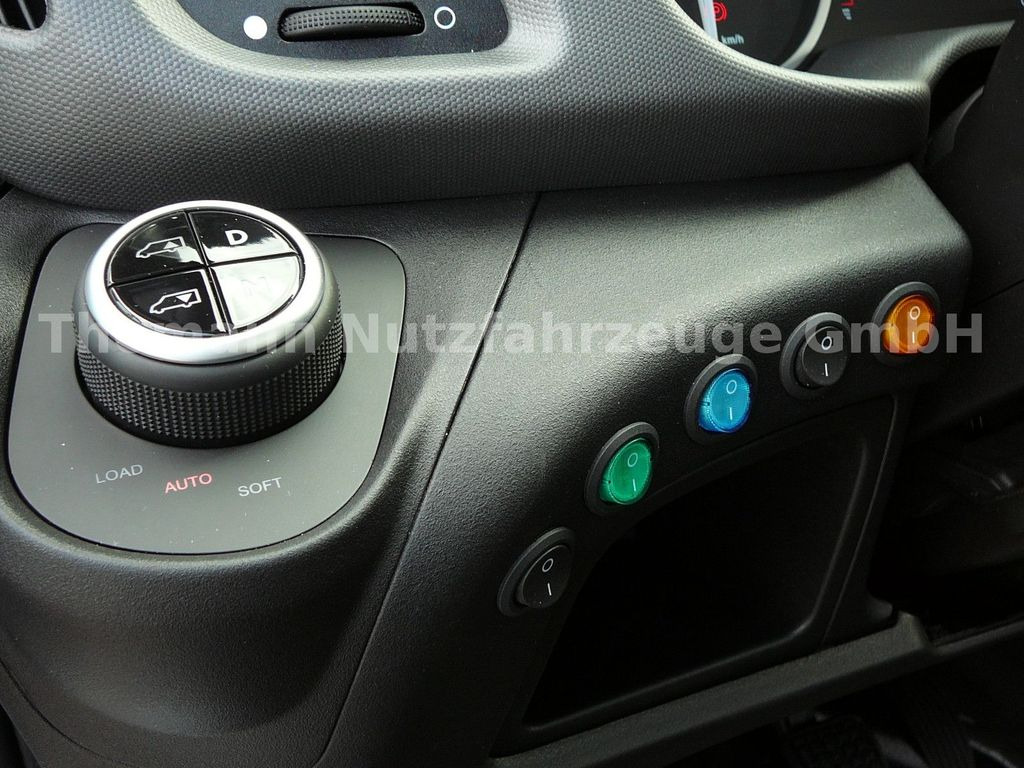 Grua de remolque autos, Furgoneta nuevo Iveco DAILY 70C18 Schiebeplateu Luftfed Navi: foto 28