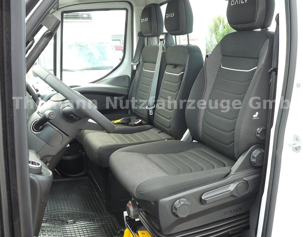 Grua de remolque autos, Furgoneta nuevo Iveco DAILY 70C18 Schiebeplateu Luftfed Navi: foto 24
