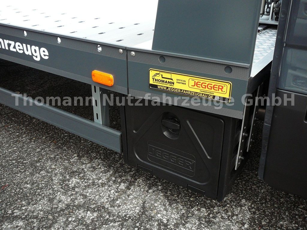 Iveco Daily 35S18 Autotransporter Aut. Luftfed. NAVI - Camión portavehículos, Furgoneta: foto 4 Iveco Daily 35S18 Autotransporter Aut. Luftfed. NAVI - Camión portavehículos, Furgoneta: foto 4
