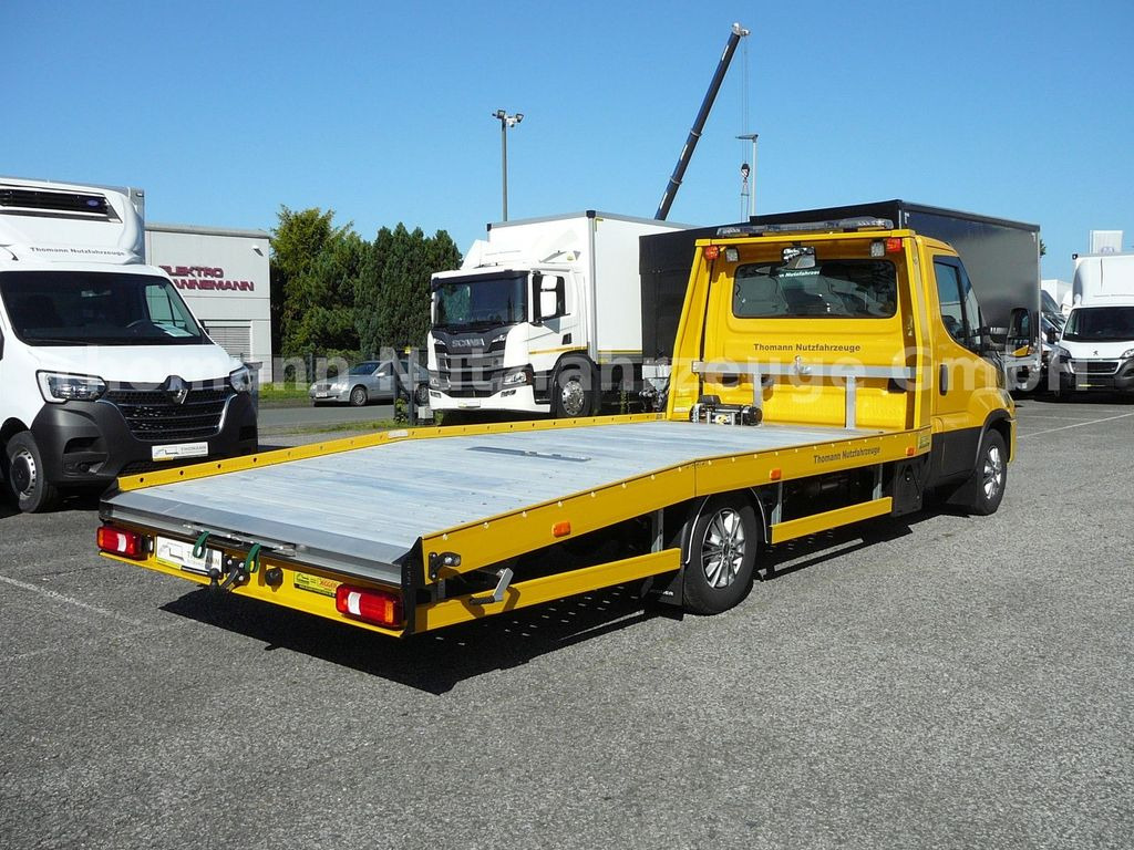 Iveco Daily 35S18 Autotransporter Aut. Luftfed. NAVI Iveco Daily 35S18 Autotransporter Aut. Luftfed. NAVI - Grua de remolque autos, Furgoneta: foto 4 Iveco Daily 35S18 Autotransporter Aut. Luftfed. NAVI Iveco Daily 35S18 Autotransporter Aut. Luftfed. NAVI - Grua de remolque autos, Furgoneta: foto 4