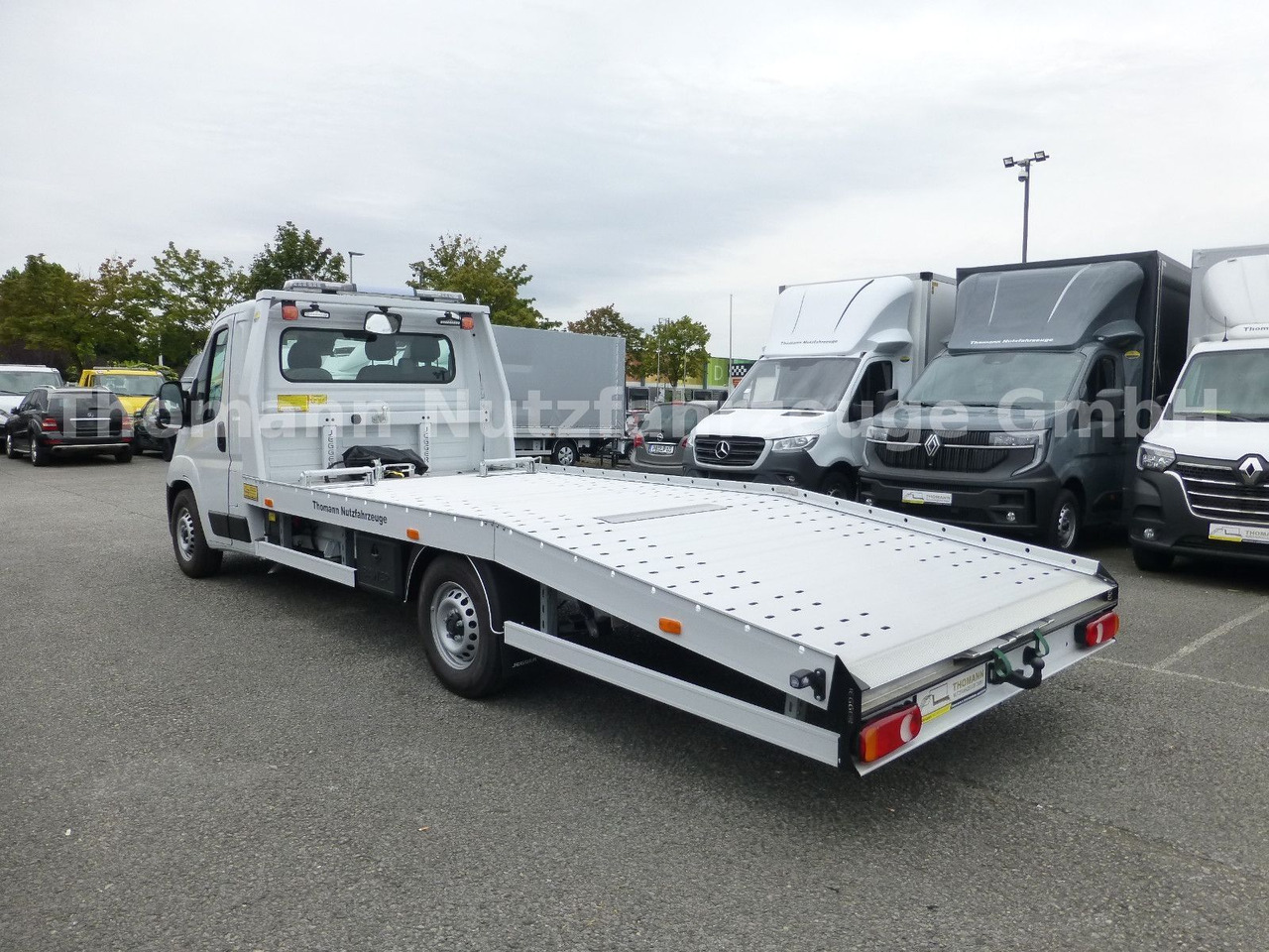 Peugeot Boxer Abschleppwagen Klima AHK R-Camera - Grua de remolque autos: foto 4 Peugeot Boxer Abschleppwagen Klima AHK R-Camera - Grua de remolque autos: foto 4