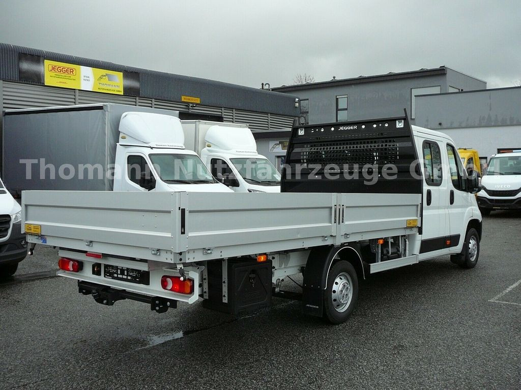 Peugeot Boxer Pritsche 7 Sitzer Klimaaut. Luftfederung - Furgoneta caja abierta, Furgoneta combi: foto 4 Peugeot Boxer Pritsche 7 Sitzer Klimaaut. Luftfederung - Furgoneta caja abierta, Furgoneta combi: foto 4
