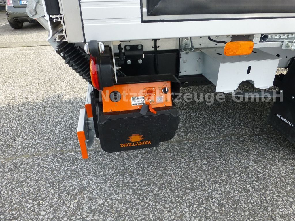 Furgoneta frigorifica nuevo Renault Master by Trucks Kühlkoffer LBW Xarios 300 GH: foto 13