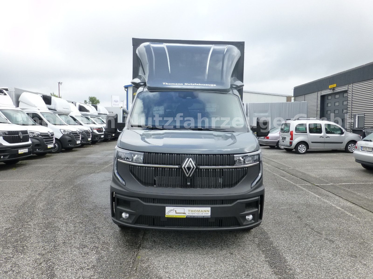Renault NEW Master Pritsche Plane Premium 2025 - Furgoneta con lona: foto 4 Renault NEW Master Pritsche Plane Premium 2025 - Furgoneta con lona: foto 4