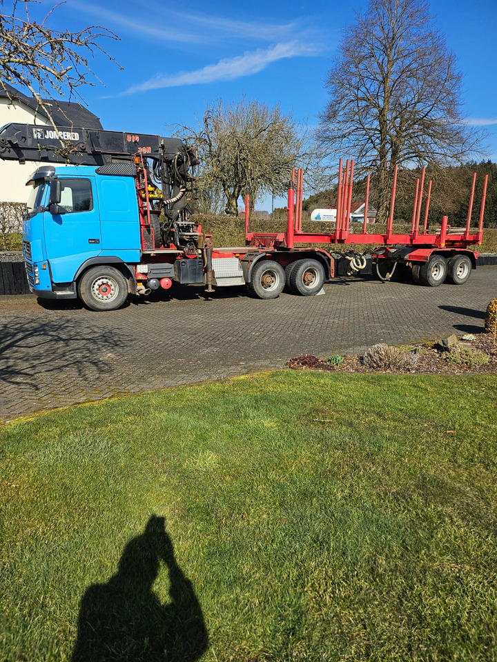 VOLVO FH16 - Camión forestal: foto 2 VOLVO FH16 - Camión forestal: foto 2