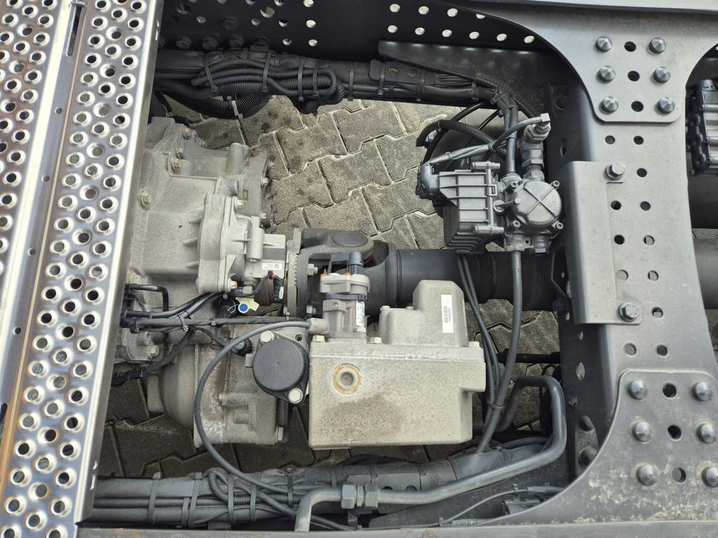 Cabeza tractora Mercedes-Benz Actros 1848 LSnRL Öl-Retarder MirrorCam PPC DAB: foto 9