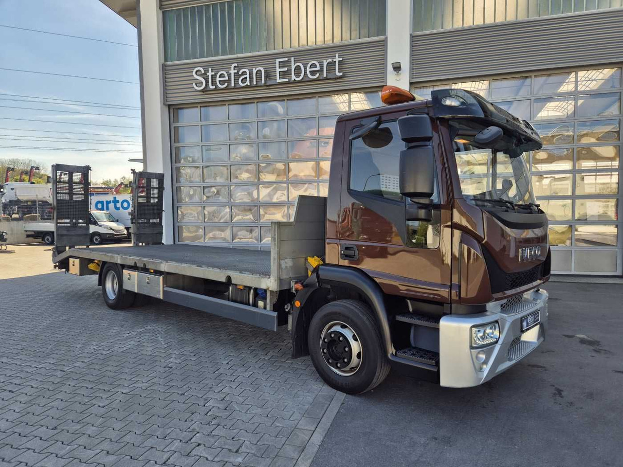 Iveco Eurocargo ML140E25/P Maschinentransporter Winde - Camión: foto 3 Iveco Eurocargo ML140E25/P Maschinentransporter Winde - Camión: foto 3