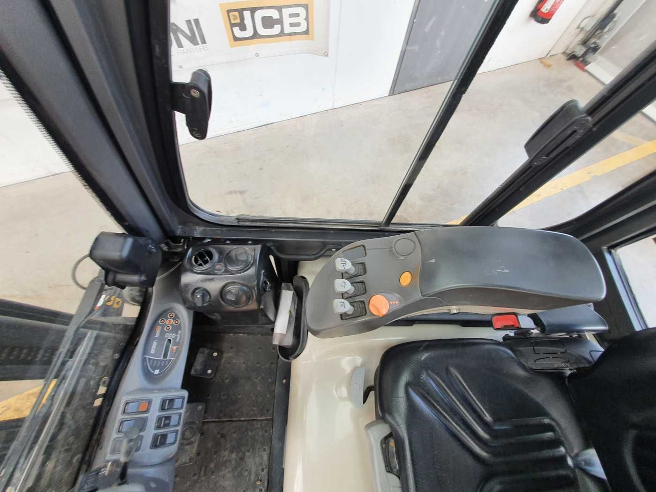 Carretilla elevadora eléctrica Crown SCT6020-1.3 /Triplex: 4.30m /Batterie 2020: foto 10