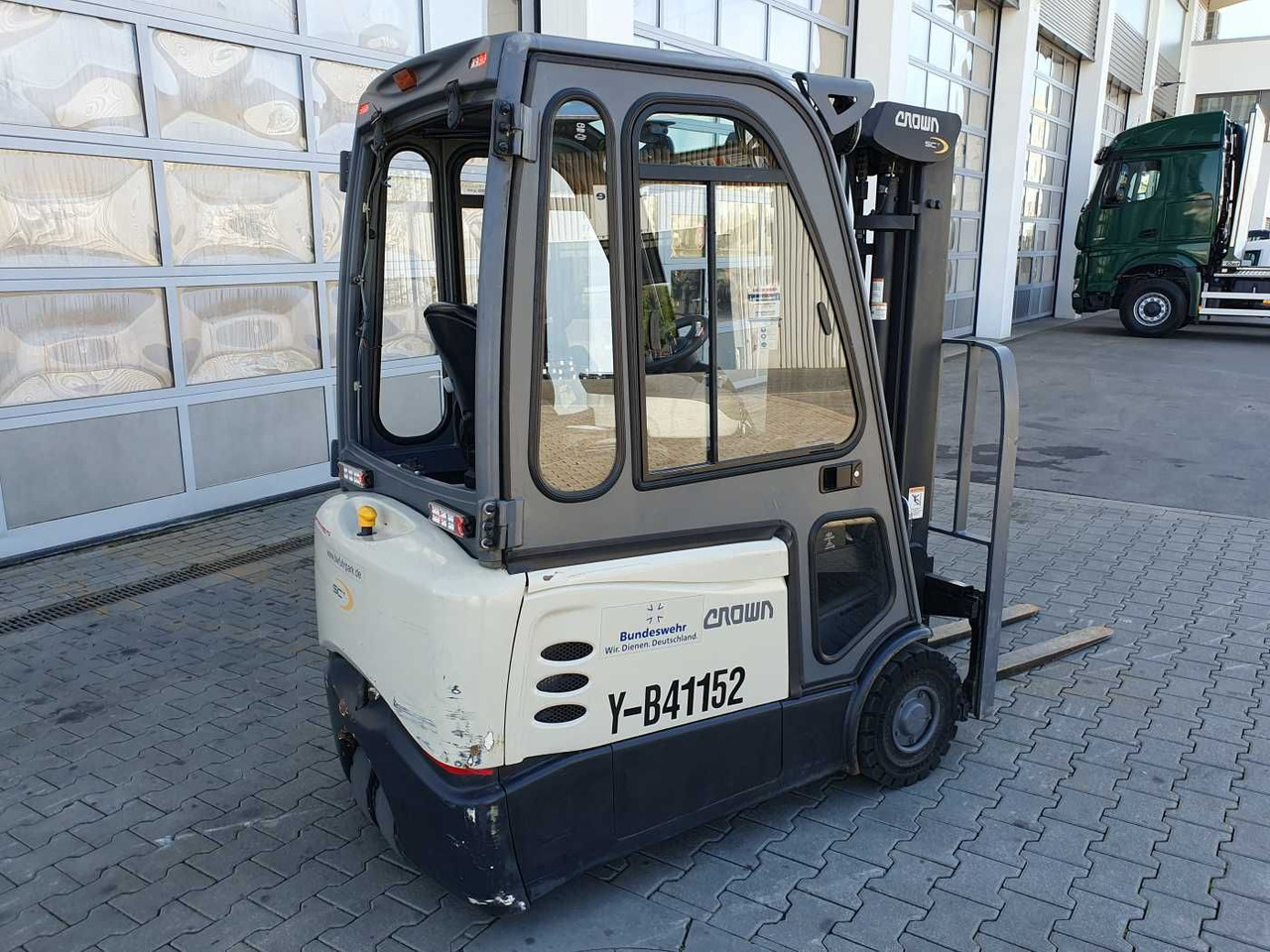Crown SCT6020-1.3 /Triplex: 4.30m /Batterie 2020 - Carretilla elevadora eléctrica: foto 3 Crown SCT6020-1.3 /Triplex: 4.30m /Batterie 2020 - Carretilla elevadora eléctrica: foto 3
