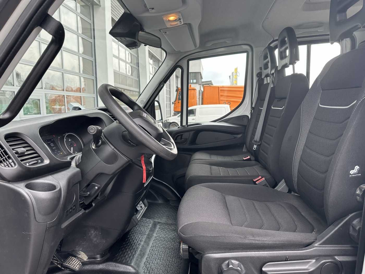 Furgoneta basculante Iveco 70C18H 3-S.Kipper *R.3750mm*7Sitze*AHK*: foto 9
