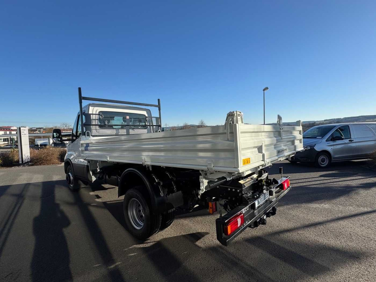 Iveco 70C18H Meiller 3-S.Kipper *2xAHK*Klima* - Furgoneta basculante: foto 5 Iveco 70C18H Meiller 3-S.Kipper *2xAHK*Klima* - Furgoneta basculante: foto 5