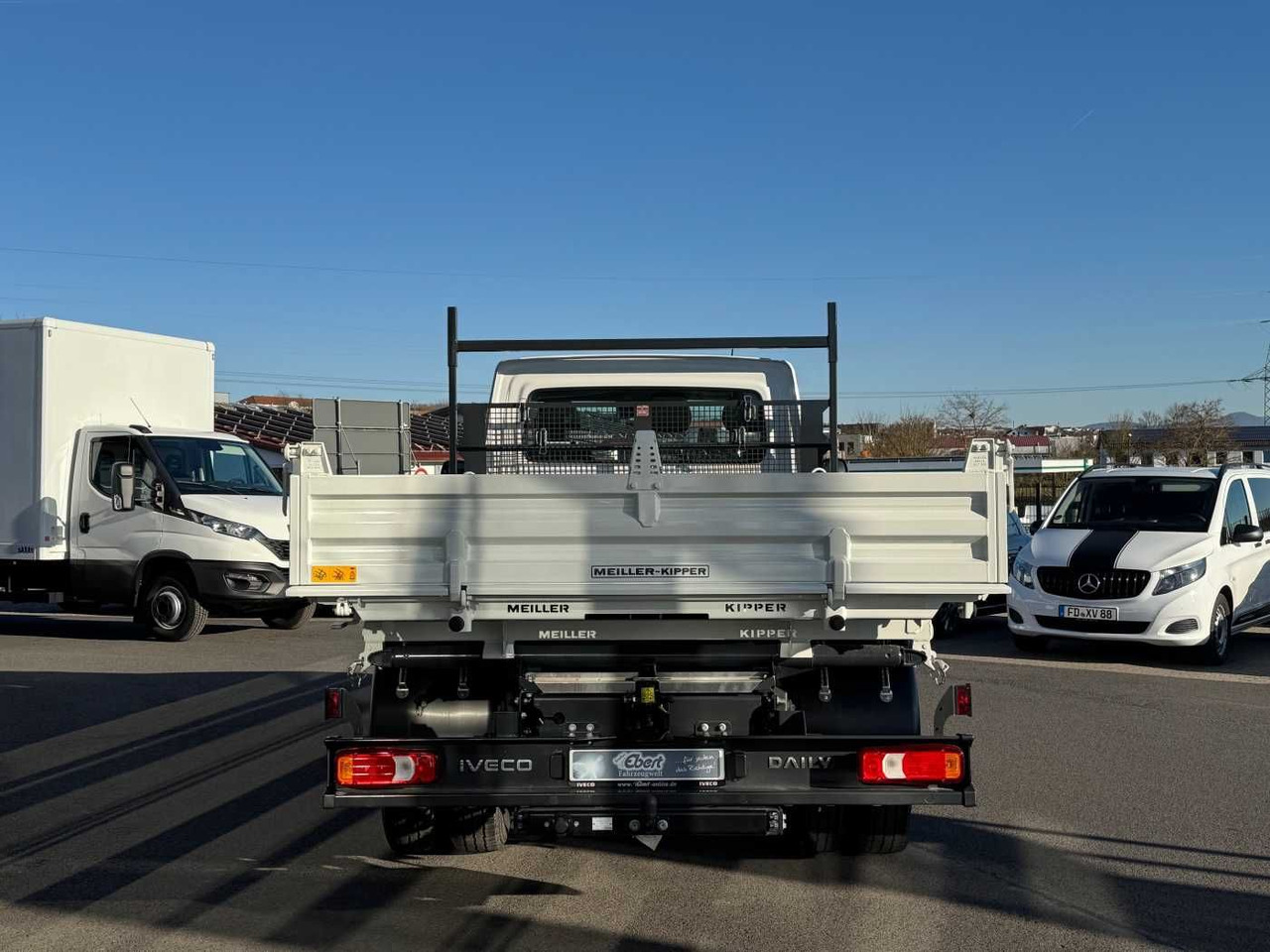 Iveco 70C18H Meiller 3-S.Kipper *2xAHK*Klima* - Furgoneta basculante: foto 4 Iveco 70C18H Meiller 3-S.Kipper *2xAHK*Klima* - Furgoneta basculante: foto 4