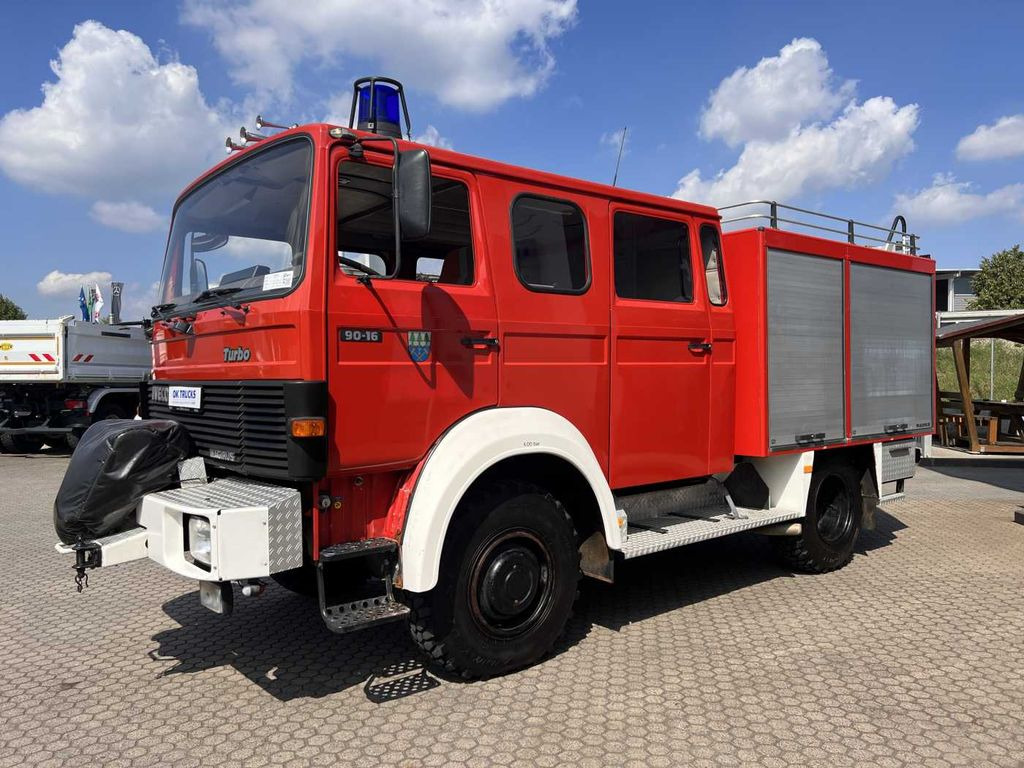 Iveco 75-16 AW 4x4 LF8 Feuerwehr Standheizung 9 Sitze Iveco 75-16 AW 4x4 LF8 Feuerwehr Standheizung 9 Sitze - Camión de bomberos: foto 4 Iveco 75-16 AW 4x4 LF8 Feuerwehr Standheizung 9 Sitze Iveco 75-16 AW 4x4 LF8 Feuerwehr Standheizung 9 Sitze - Camión de bomberos: foto 4
