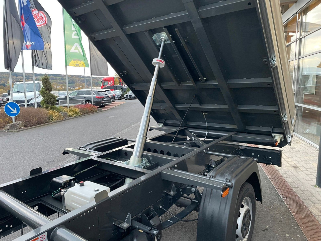 Furgoneta basculante Iveco Daily 35S14 A8*R3.450mm*Automatik*Kamera*2Sitze*: foto 17 Furgoneta basculante Iveco Daily 35S14 A8*R3.450mm*Automatik*Kamera*2Sitze*: foto 17