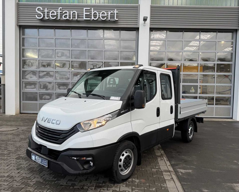 Iveco Daily 35S16 A8 Pritsche *7-Sitze*AHK*Automatik* Iveco Daily 35S16 A8 Pritsche *7-Sitze*AHK*Automatik* - Furgoneta caja abierta: foto 1 Iveco Daily 35S16 A8 Pritsche *7-Sitze*AHK*Automatik* Iveco Daily 35S16 A8 Pritsche *7-Sitze*AHK*Automatik* - Furgoneta caja abierta: foto 1