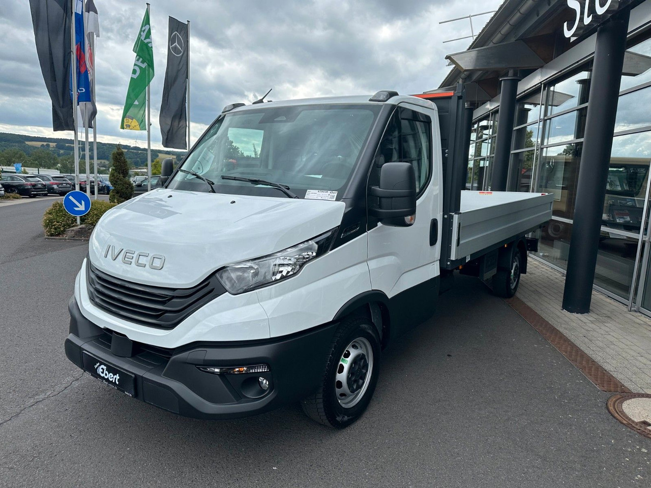 Iveco Daily 35S16 A8 *R.4100 mm*AHK*Kamera* 3x - Furgoneta caja abierta: foto 3 Iveco Daily 35S16 A8 *R.4100 mm*AHK*Kamera* 3x - Furgoneta caja abierta: foto 3