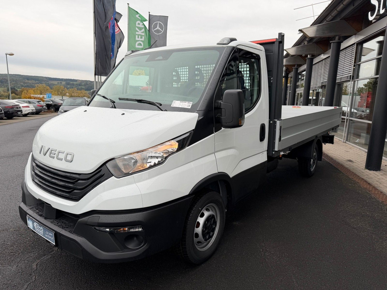 Iveco Daily 35S16 H 3.0L *R3.750mm*AHK*Klima* - Furgoneta caja abierta: foto 3 Iveco Daily 35S16 H 3.0L *R3.750mm*AHK*Klima* - Furgoneta caja abierta: foto 3