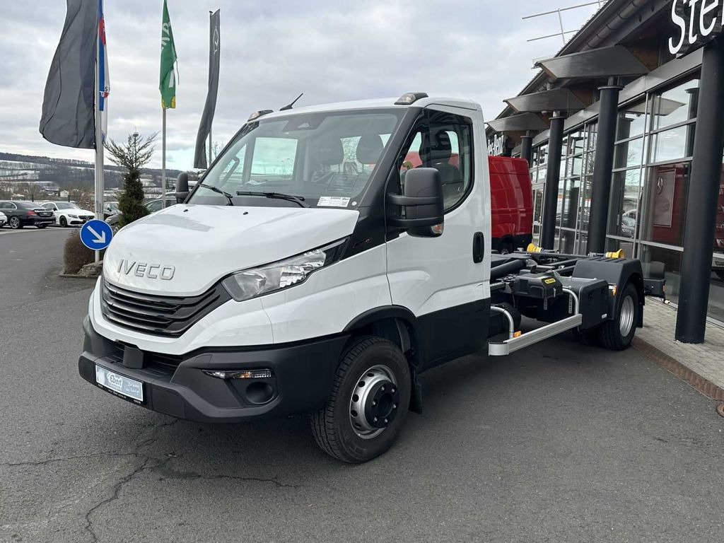 Iveco Daily 70C18 3.0L Abrollkipper *AHK*Luft*Sperre* - Camión multibasculante: foto 3 Iveco Daily 70C18 3.0L Abrollkipper *AHK*Luft*Sperre* - Camión multibasculante: foto 3