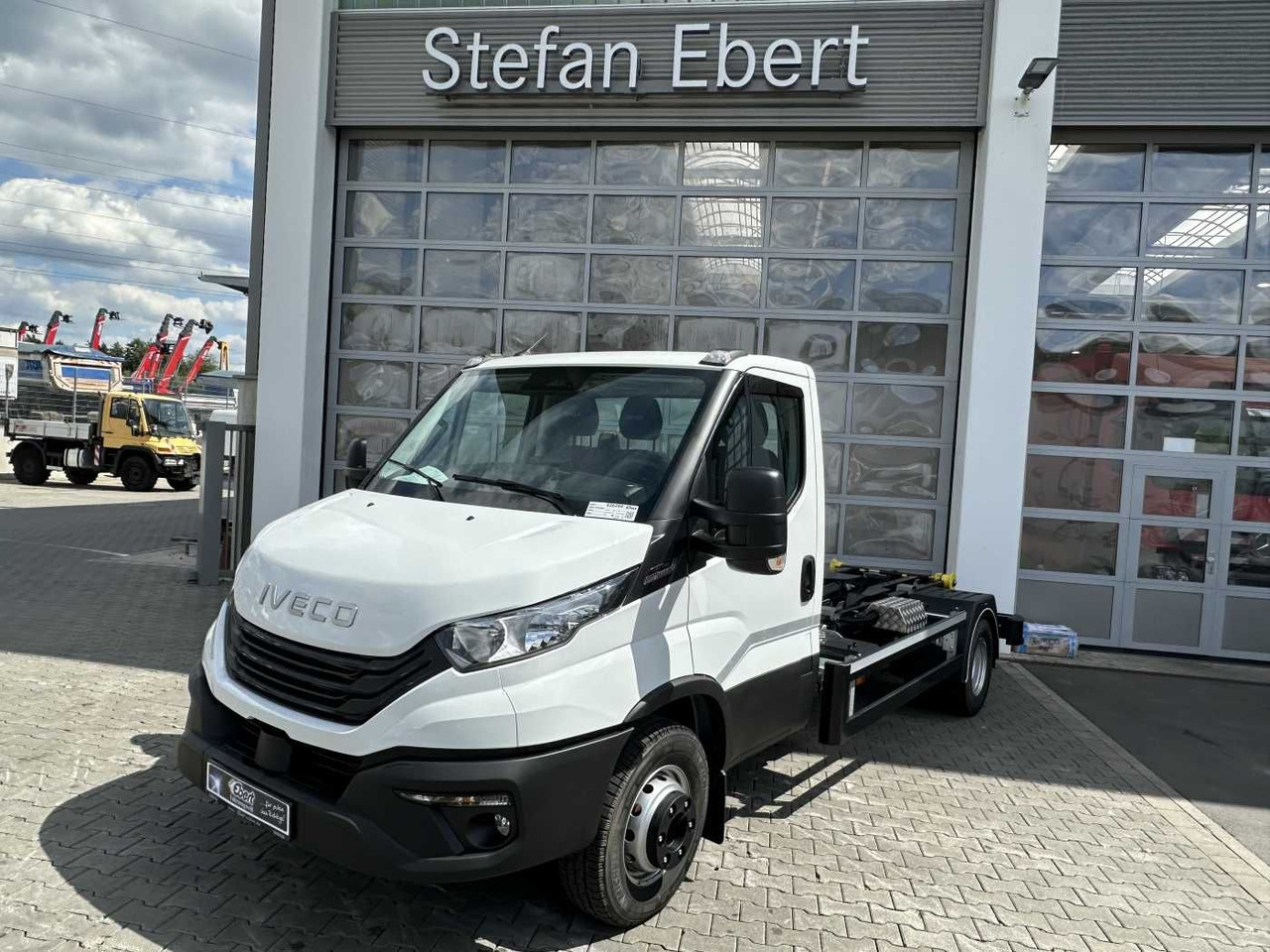 Iveco Daily 70C18 *R4100mm*Automatik*2xAHK*Luft* - Camión multibasculante: foto 1 Iveco Daily 70C18 *R4100mm*Automatik*2xAHK*Luft* - Camión multibasculante: foto 1