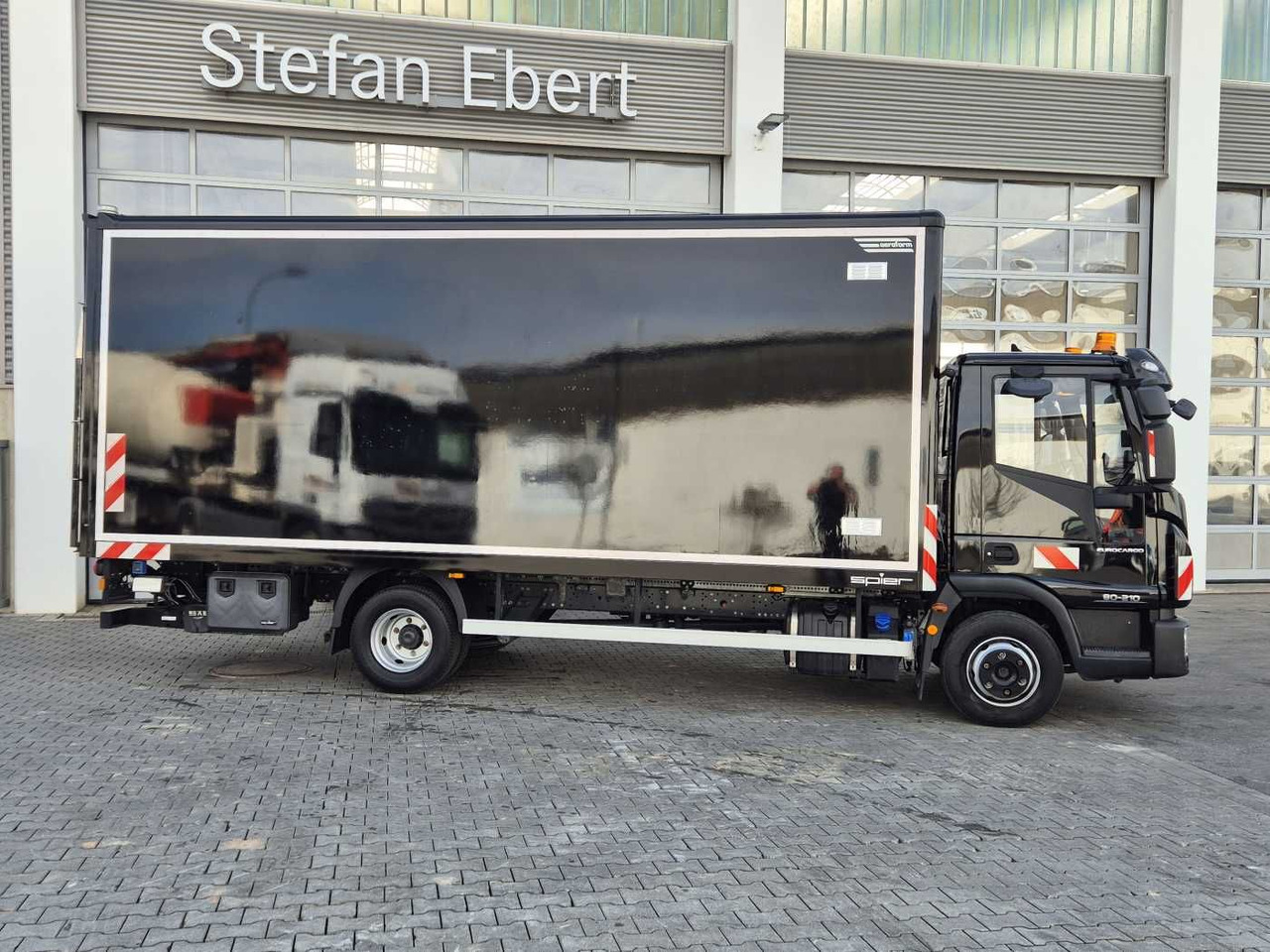Iveco Eurocargo ML80E21/P LBW Bär 1.500kg 2x AHK - Furgoneta caja cerrada: foto 5 Iveco Eurocargo ML80E21/P LBW Bär 1.500kg 2x AHK - Furgoneta caja cerrada: foto 5
