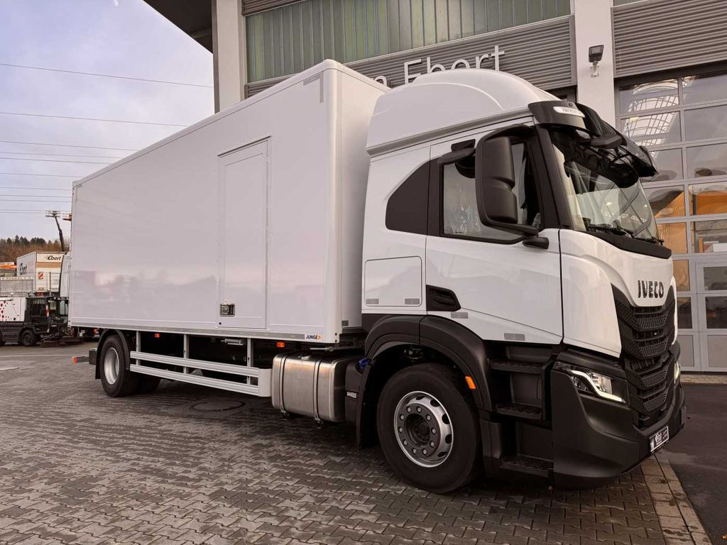 Iveco S-Way AT190S40/P LBW 2.000kg Tür Navi Bett - Camión caja cerrada: foto 3 Iveco S-Way AT190S40/P LBW 2.000kg Tür Navi Bett - Camión caja cerrada: foto 3