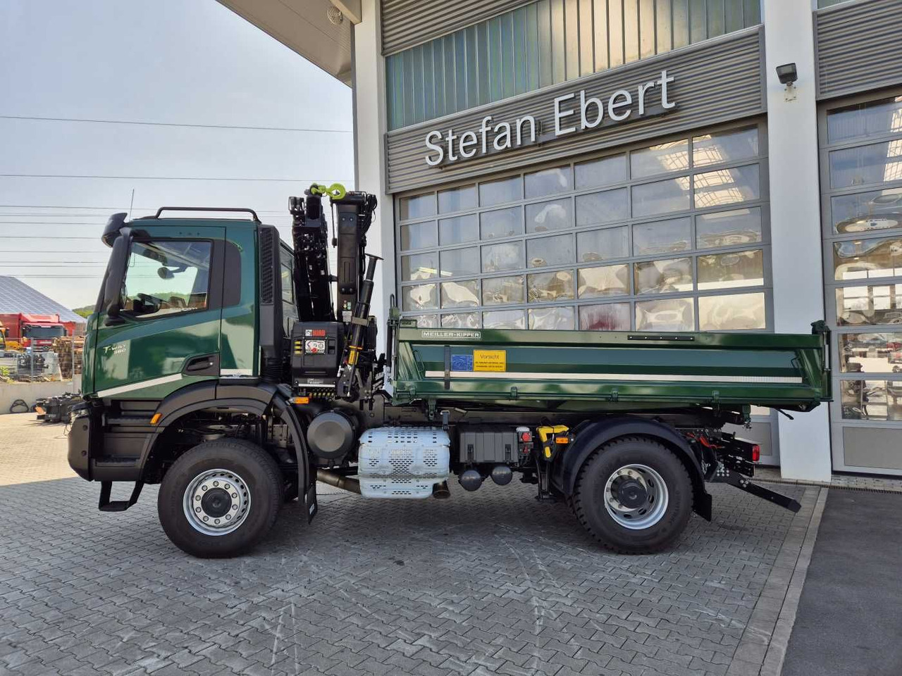 Iveco T-Way AD190T36W/P 4x4 HIAB X-HIDUO 118E-3 Funk - Camión volquete, Camión grúa: foto 4 Iveco T-Way AD190T36W/P 4x4 HIAB X-HIDUO 118E-3 Funk - Camión volquete, Camión grúa: foto 4