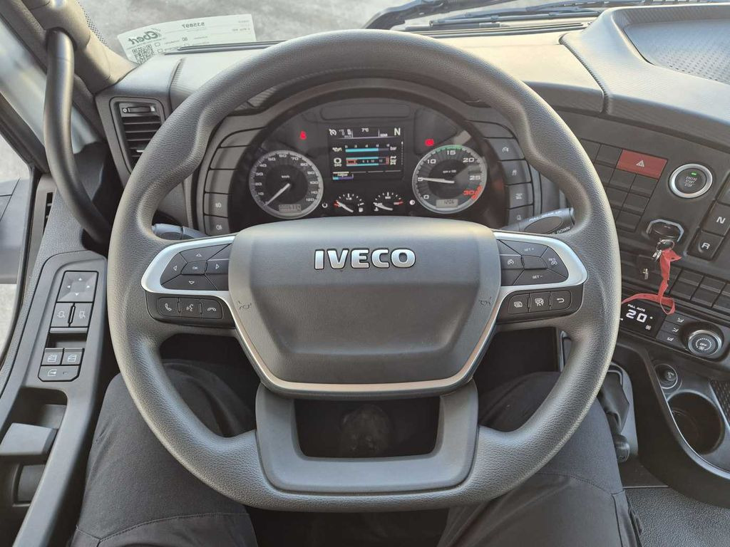 Camión volquete nuevo Iveco X-Way AD200X40 HR OFF Meiller Bordmatic AHK DAB: foto 11