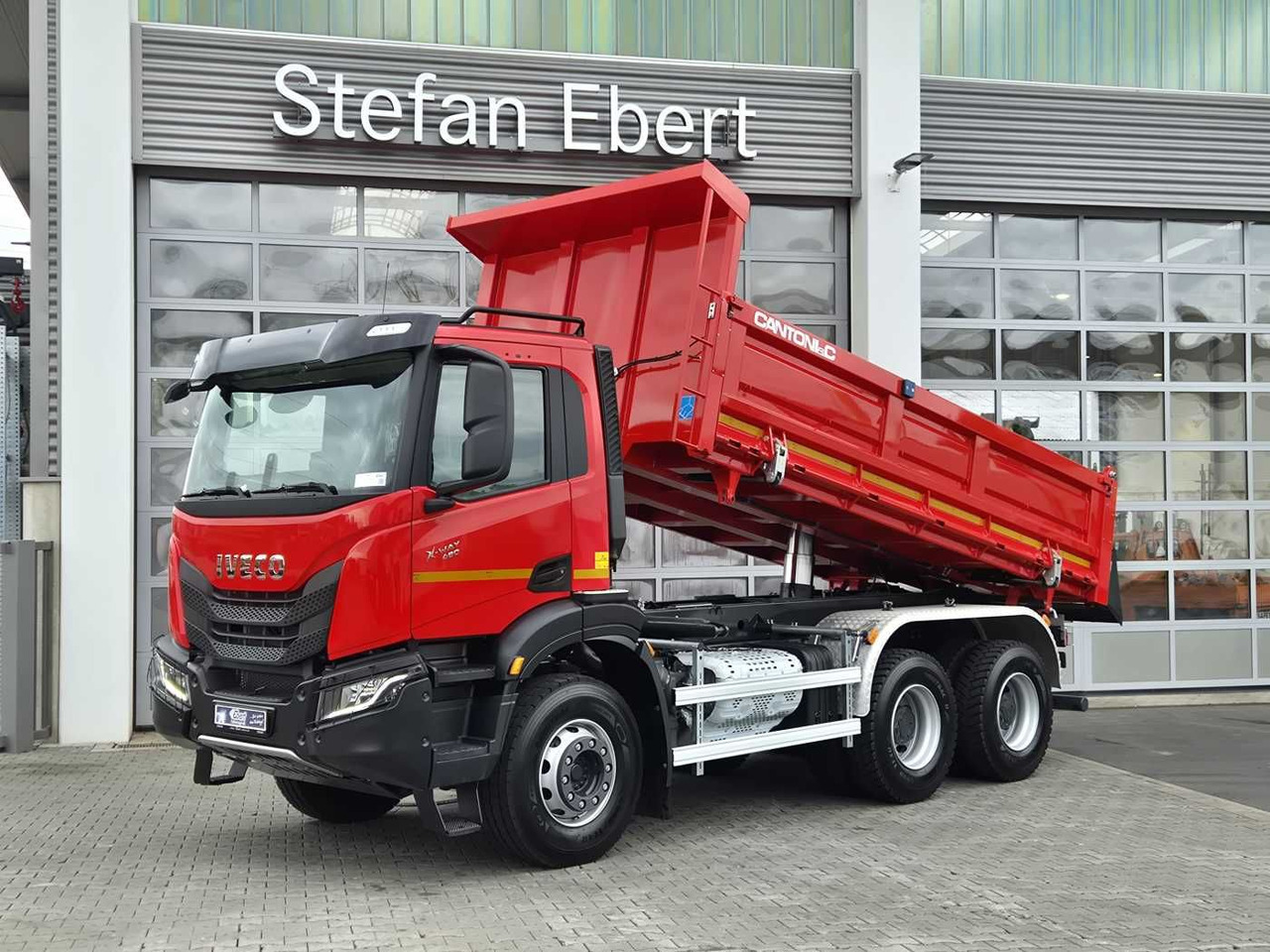 Iveco X-Way AD300X48Z HR OFF 6x4 Bordmatik Intarder - Camión volquete: foto 1 Iveco X-Way AD300X48Z HR OFF 6x4 Bordmatik Intarder - Camión volquete: foto 1