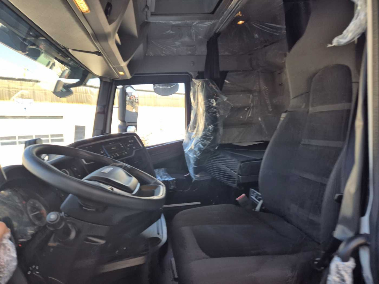 Camión volquete Iveco X-Way AS280X46Y/PS ON 6x2 Meiller AK16 Intarder: foto 12