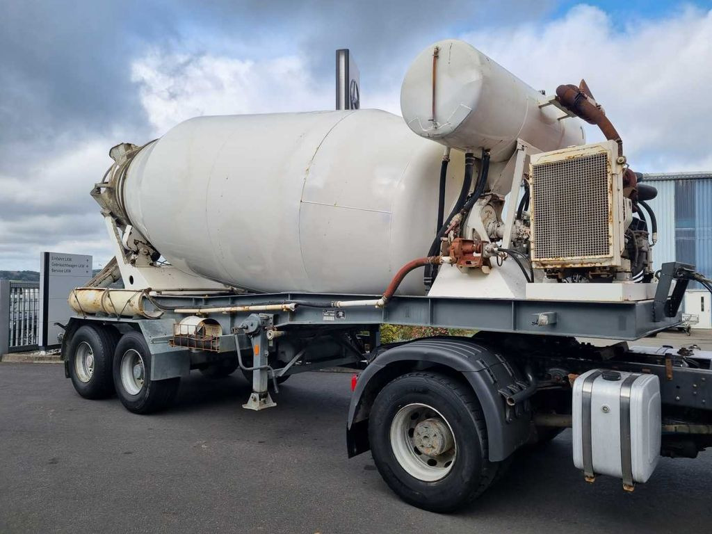 KWB P-382-STI Betonmischer Motor SAF-Achsen Lift - Semirremolque hormigonera: foto 5 KWB P-382-STI Betonmischer Motor SAF-Achsen Lift - Semirremolque hormigonera: foto 5