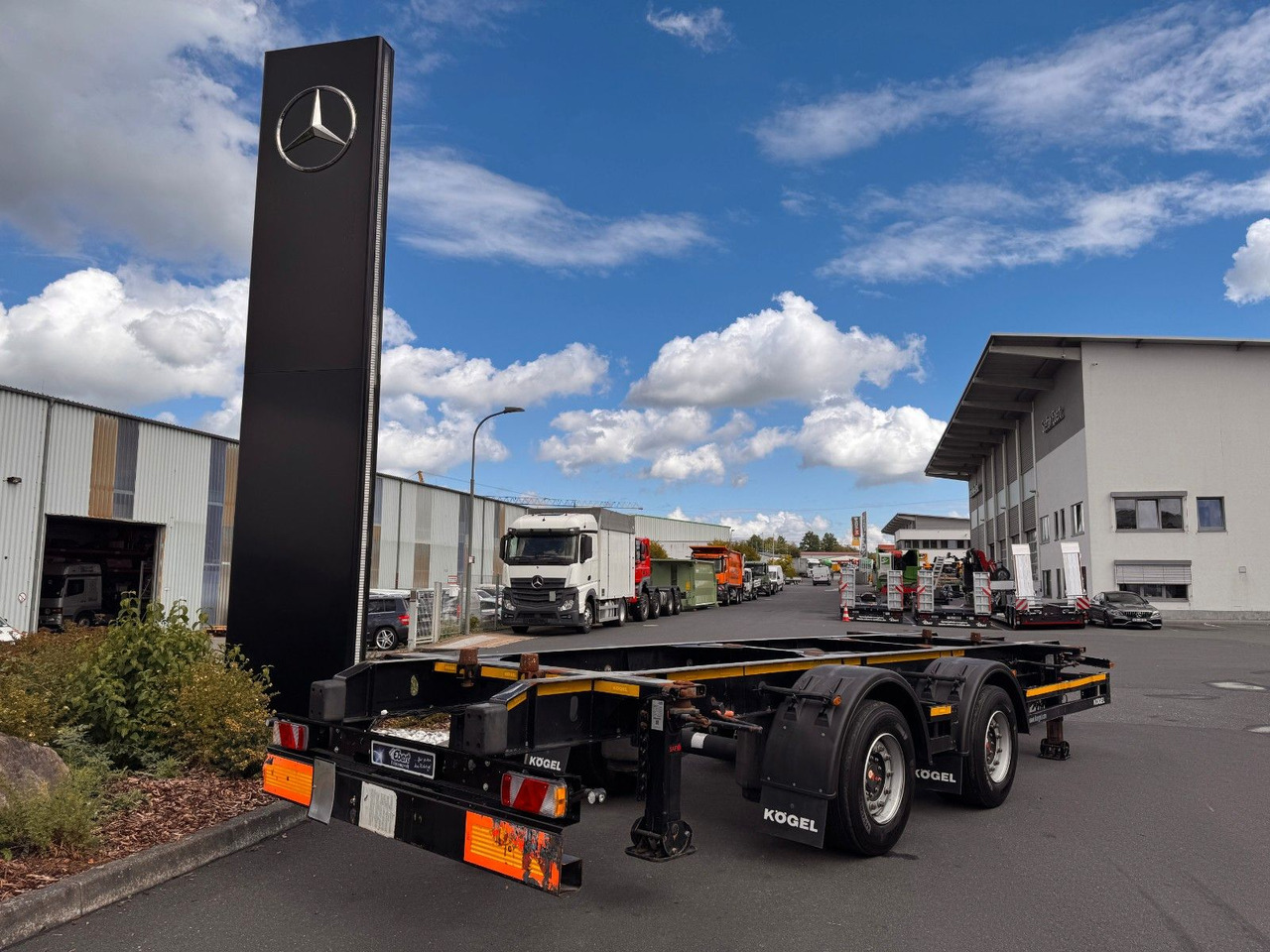 Kögel ZW 18 Lafette SAF Achsen 15.910kg Nutzlast - Remolque portacontenedore/ Intercambiable: foto 1 Kögel ZW 18 Lafette SAF Achsen 15.910kg Nutzlast - Remolque portacontenedore/ Intercambiable: foto 1